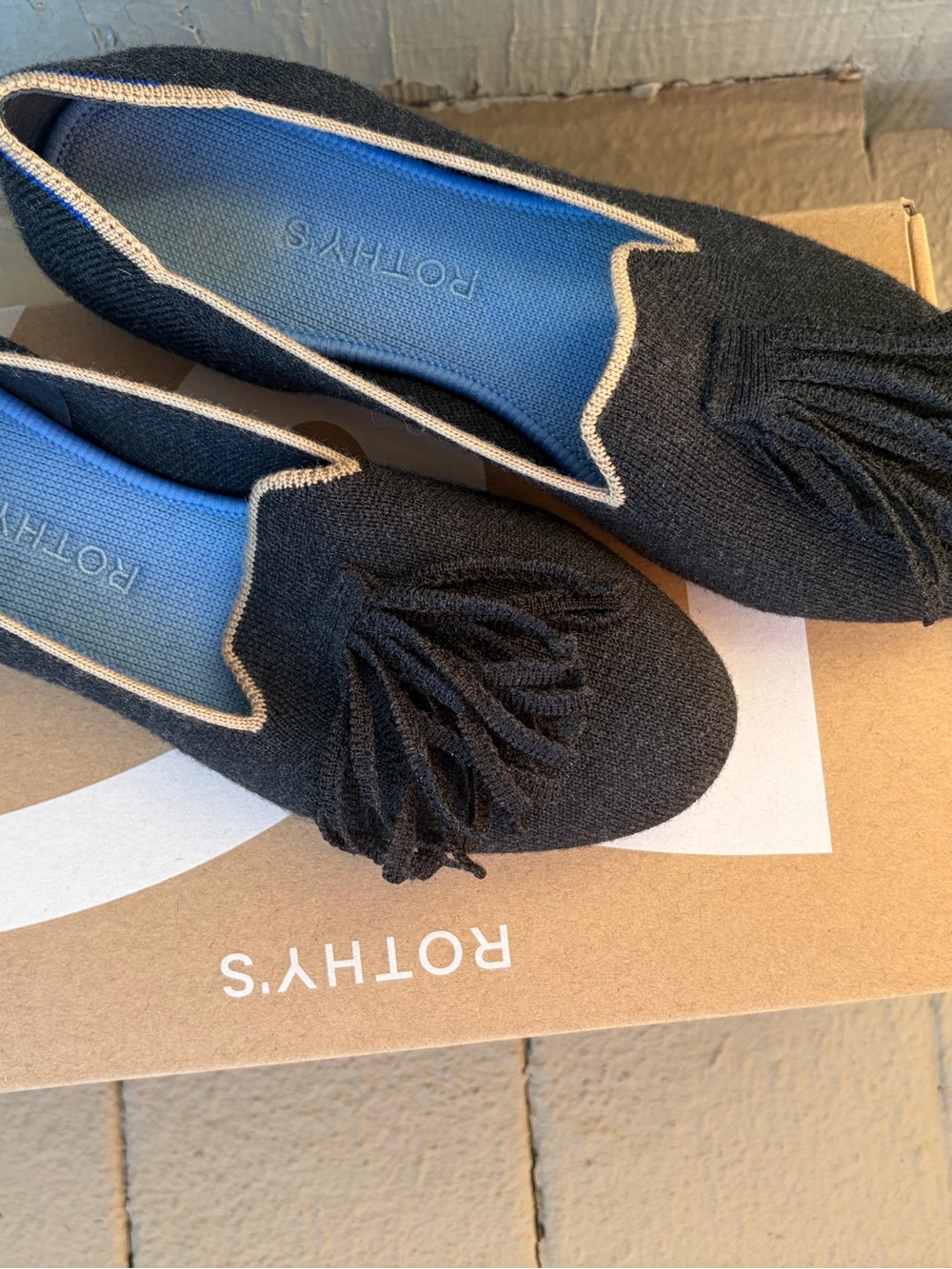 Rothy’s The Merino Knit Tassel Loafer Black Diamond - Picture 4 of 11